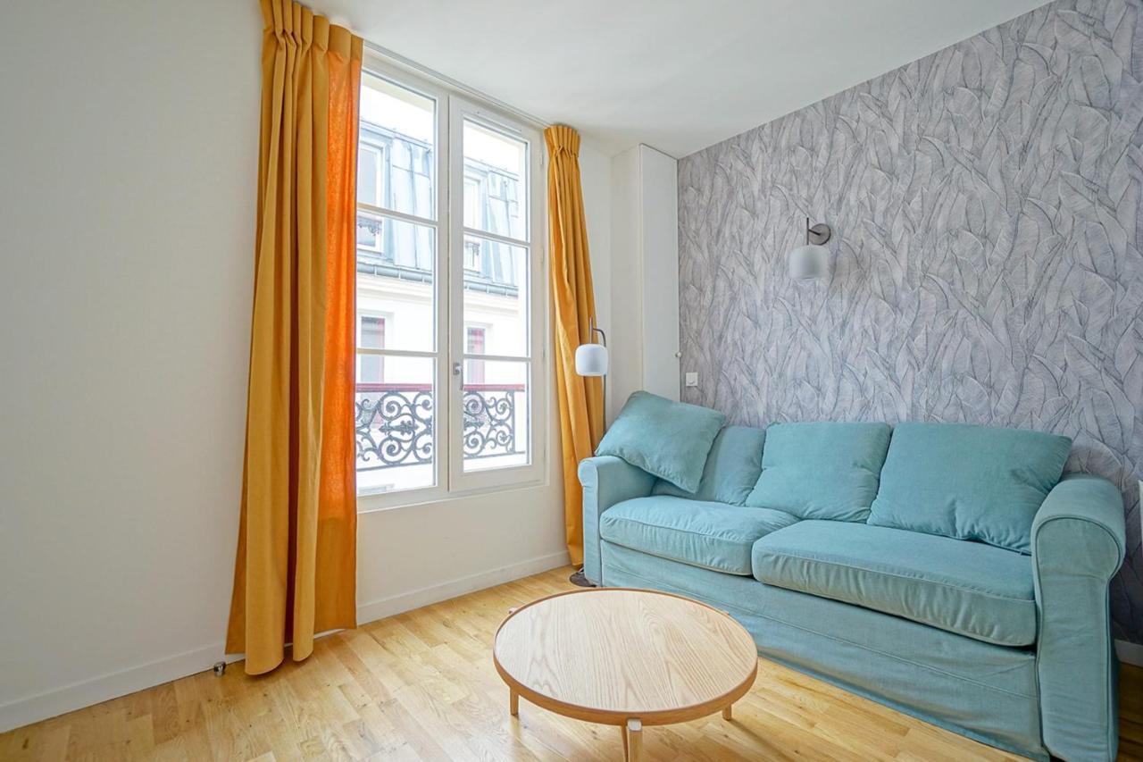 Beautiful Bright Apartment Near The Marais パリ エクステリア 写真