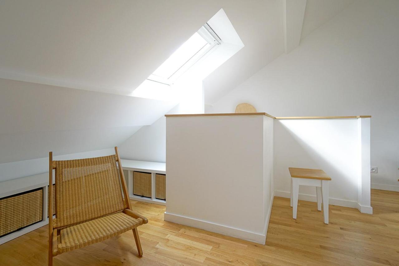 Beautiful Bright Apartment Near The Marais パリ エクステリア 写真